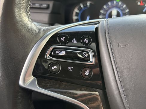 Used 2018 Cadillac Escalade ESV Platinum image 34