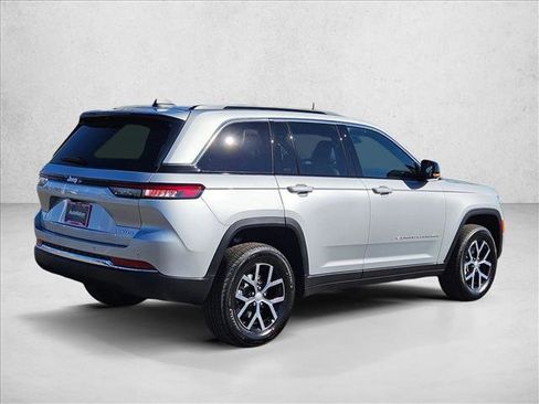 New 2025 Jeep Grand Cherokee Limited w/ Trailer Tow Package image 2