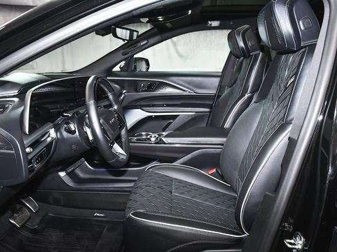 Used 2026 Cadillac Lyriq V image 52