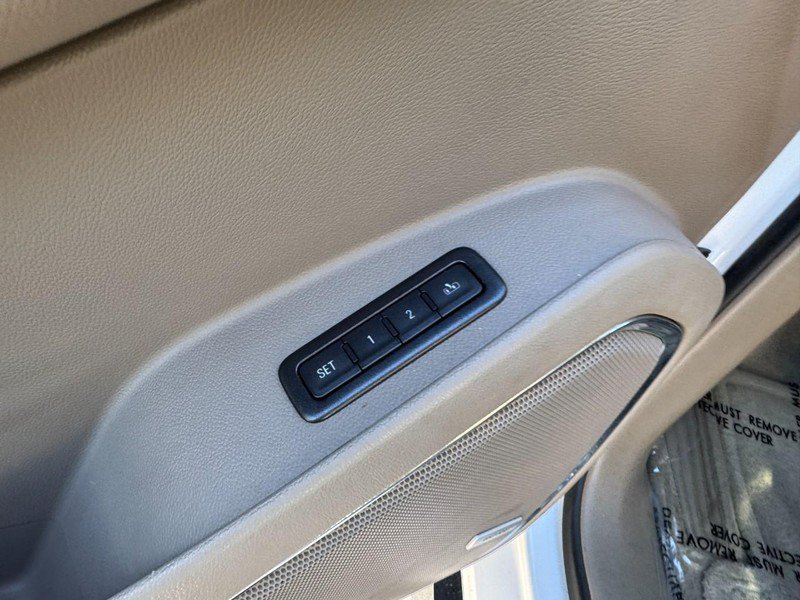 Used 2016 Chevrolet Tahoe LTZ AWD/4WD image 19