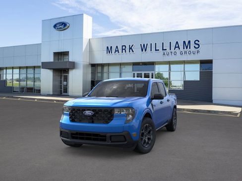 New 2025 Ford Maverick XLT image 2