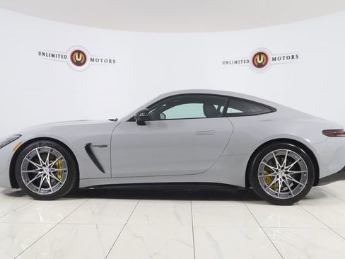Used 2025 Mercedes-Benz AMG GT 63 w/ AMG Night Package image 38