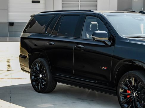 Used 2026 Cadillac Escalade V w/ LPO, ONYX Package image 22