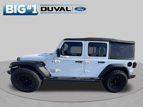 Used 2018 Jeep Wrangler Unlimited Sport S AWD/4WD image 5