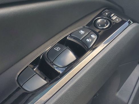 Used 2023 Nissan Altima 2.5 SV image 11