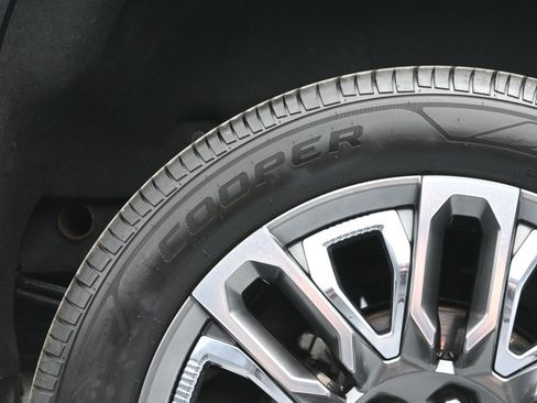 Used 2023 GMC Sierra 1500 Denali Ultimate image 45