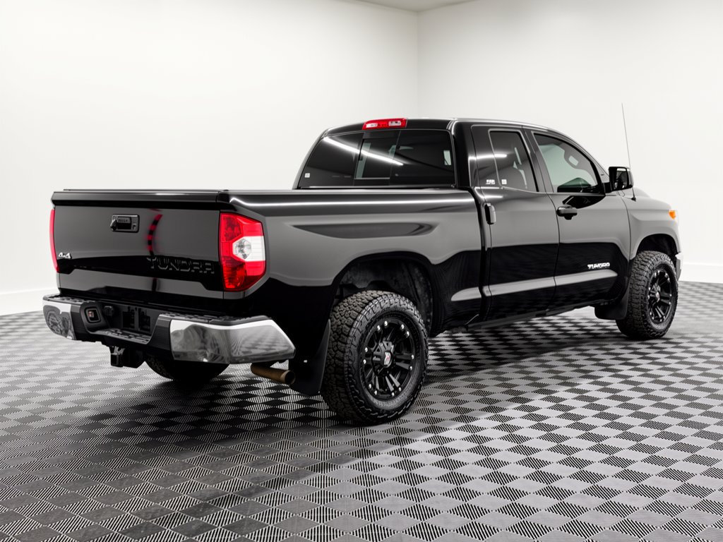 Used 2014 Toyota Tundra SR5 AWD/4WD image 9