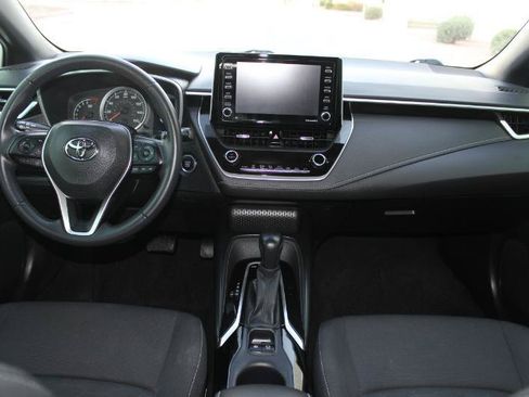 Used 2021 Toyota Corolla SE FWD image 18