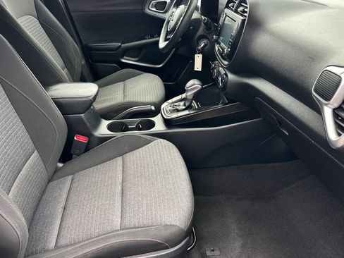 Used 2021 Kia Soul S FWD image 16