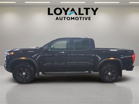 Used 2024 GMC Canyon Elevation w/ Convenience Package image 2