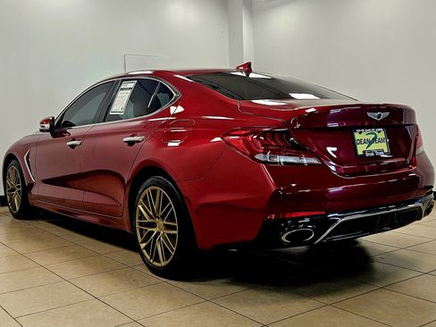 Used 2019 Genesis G70 3.3T Advanced image 6