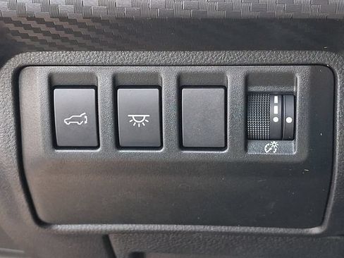 Used 2025 Subaru Ascent Premium AWD/4WD image 23