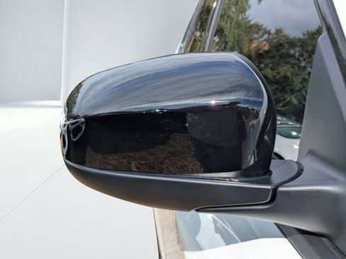 New 2026 Jeep Compass Latitude image 10