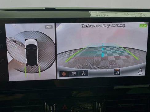 New 2026 Nissan Pathfinder Platinum image 10