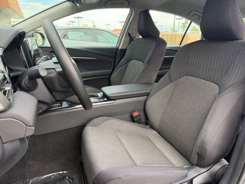 Used 2025 Toyota Camry LE FWD image 35