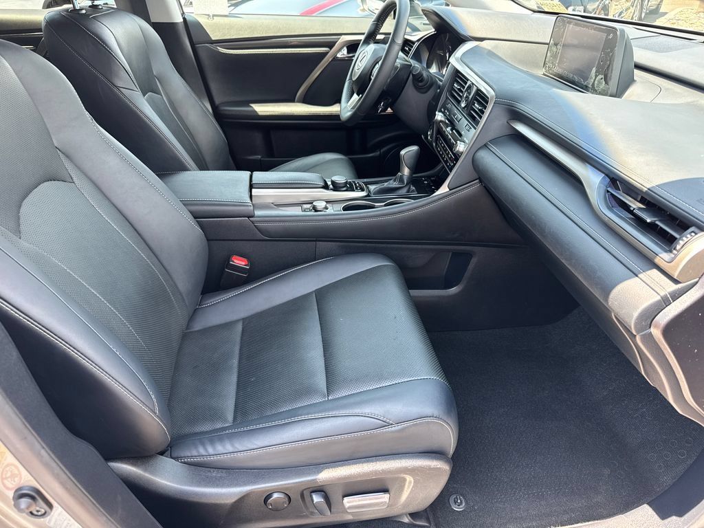 Used 2017 Lexus RX 350 AWD image 13