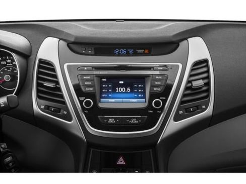 Used 2015 Hyundai Elantra SE FWD image 10