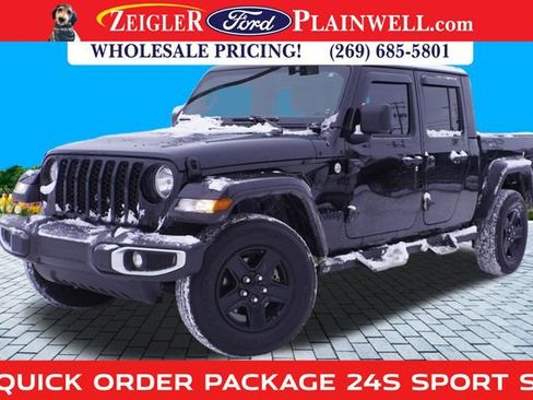 Used 2021 Jeep Gladiator Sport image 1