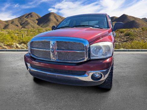 Used 2008 Dodge Ram 1500 Truck SLT w/ Popular Equipment Group image 2