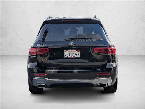 Certified 2022 Mercedes-Benz GLB 250 image 7