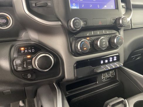 Used 2023 RAM 1500 Big Horn AWD/4WD image 30