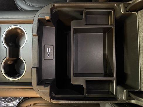 Used 2023 Chevrolet Tahoe LT image 34