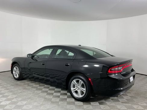 Used 2022 Dodge Charger SXT RWD image 7