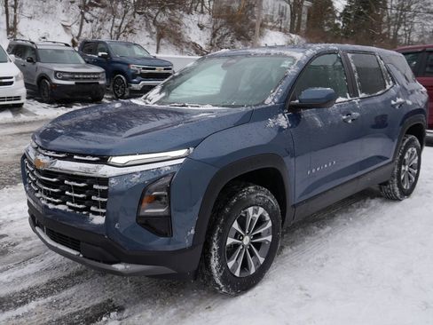 New 2026 Chevrolet Equinox LT image 4