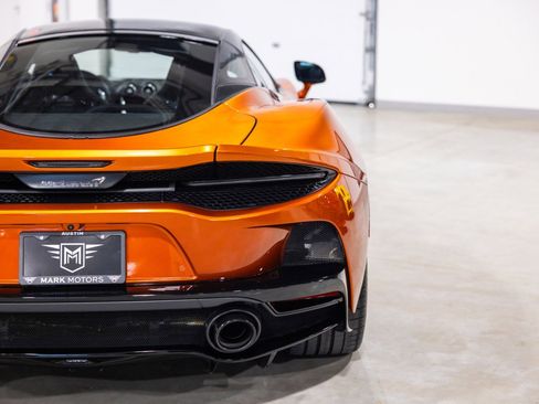 Used 2023 McLaren GT RWD image 13