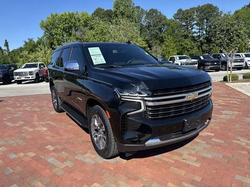 Used 2022 Chevrolet Tahoe LT w/ Luxury Package RWD image 38