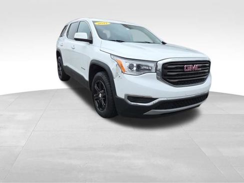 Used 2017 GMC Acadia SLE image 3