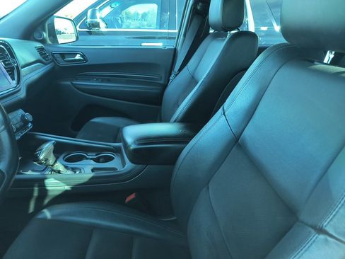 Used 2022 Dodge Durango GT image 3