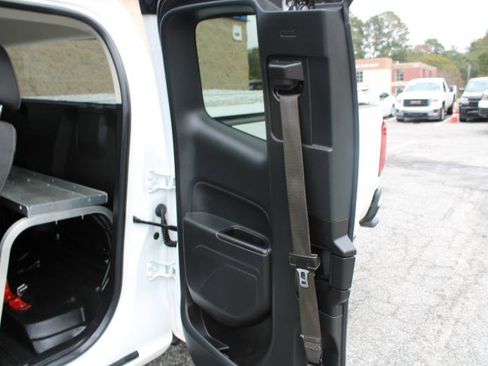 Used 2022 Chevrolet Colorado LT w/ Fleet Safety Package image 14