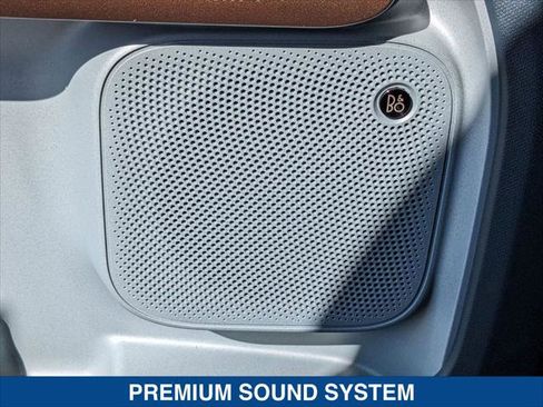 New 2024 Ford Maverick Lariat image 12