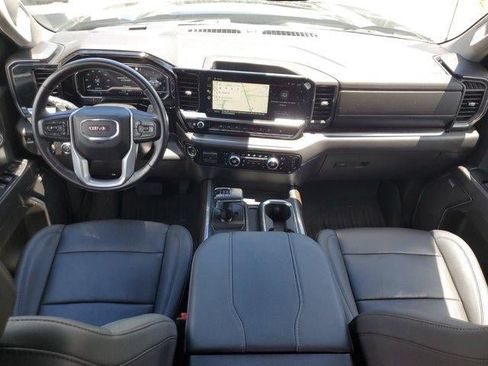 Used 2023 GMC Sierra 1500 SLT w/ SLT Premium Plus Package AWD/4WD image 15