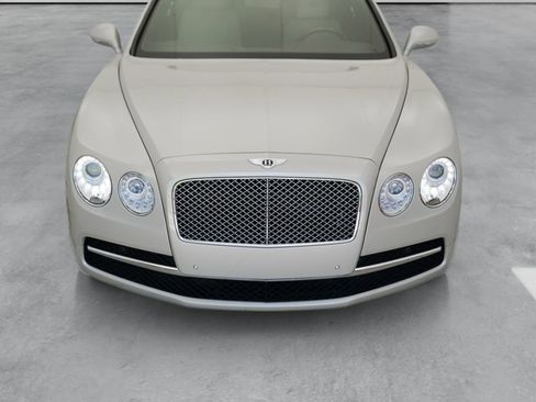 Used 2017 Bentley Flying Spur W12 AWD/4WD image 12