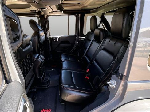 Used 2021 Jeep Wrangler Unlimited Rubicon AWD/4WD image 18