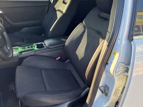 Used 2009 Pontiac G8 w/ Comfort And Sound Package image 17