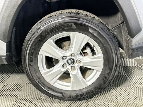 Certified 2024 Toyota RAV4 XLE image 30