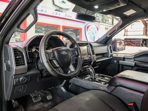 Used 2017 Ford F150 XLT w/ Equipment Group 302A Luxury image 5