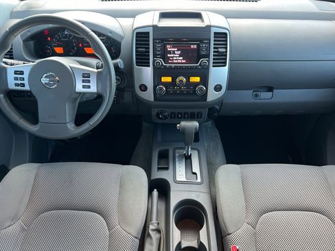 Used 2015 Nissan Frontier SV w/ SV Value Truck Package image 13