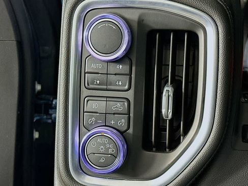 Used 2019 Chevrolet Silverado 1500 High Country w/ Technology Package image 25