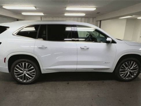 New 2026 Buick Enclave Avenir w/ Super Cruise Package image 9