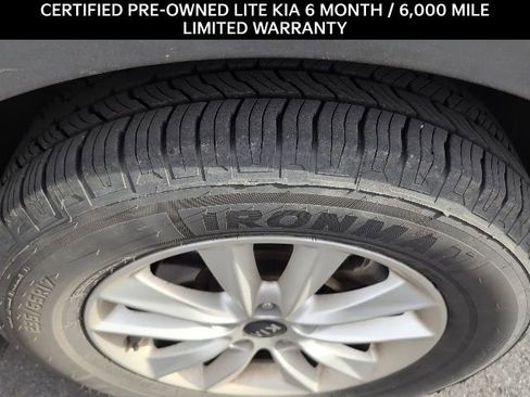 Certified 2019 Kia Sorento LX w/ Option Group 020 image 9