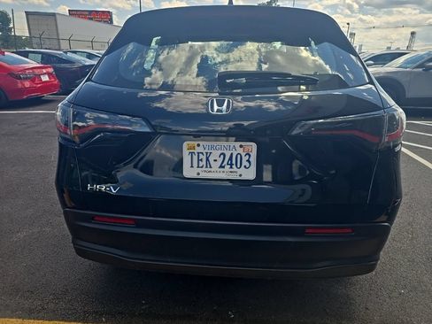 Used 2025 Honda HR-V LX image 5