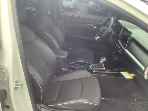 Used 2024 Kia Forte GT-Line FWD image 15