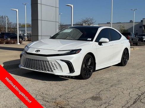 Used 2026 Toyota Camry XSE FWD image 7