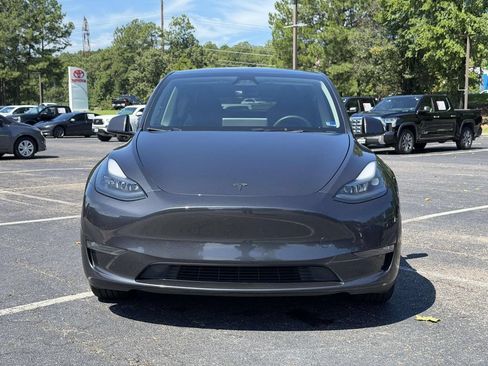 Used 2024 Tesla Model Y Long Range AWD/4WD image 22