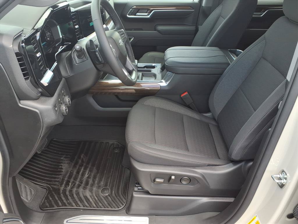New 2026 Chevrolet Silverado 1500 RST AWD/4WD image 9