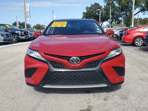 Used 2020 Toyota Camry XSE image 2